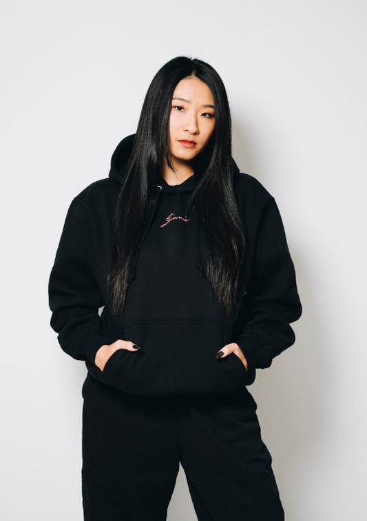 GINNIE BLACK HOODIE 004